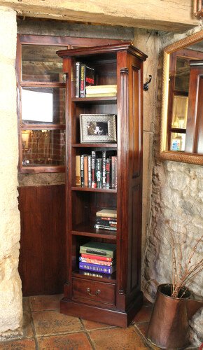 La Roque Narrow Alcove Bookcase